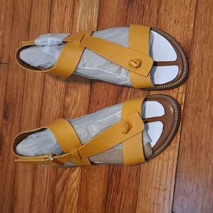 ⌛️ Glenni Sandals 1/30